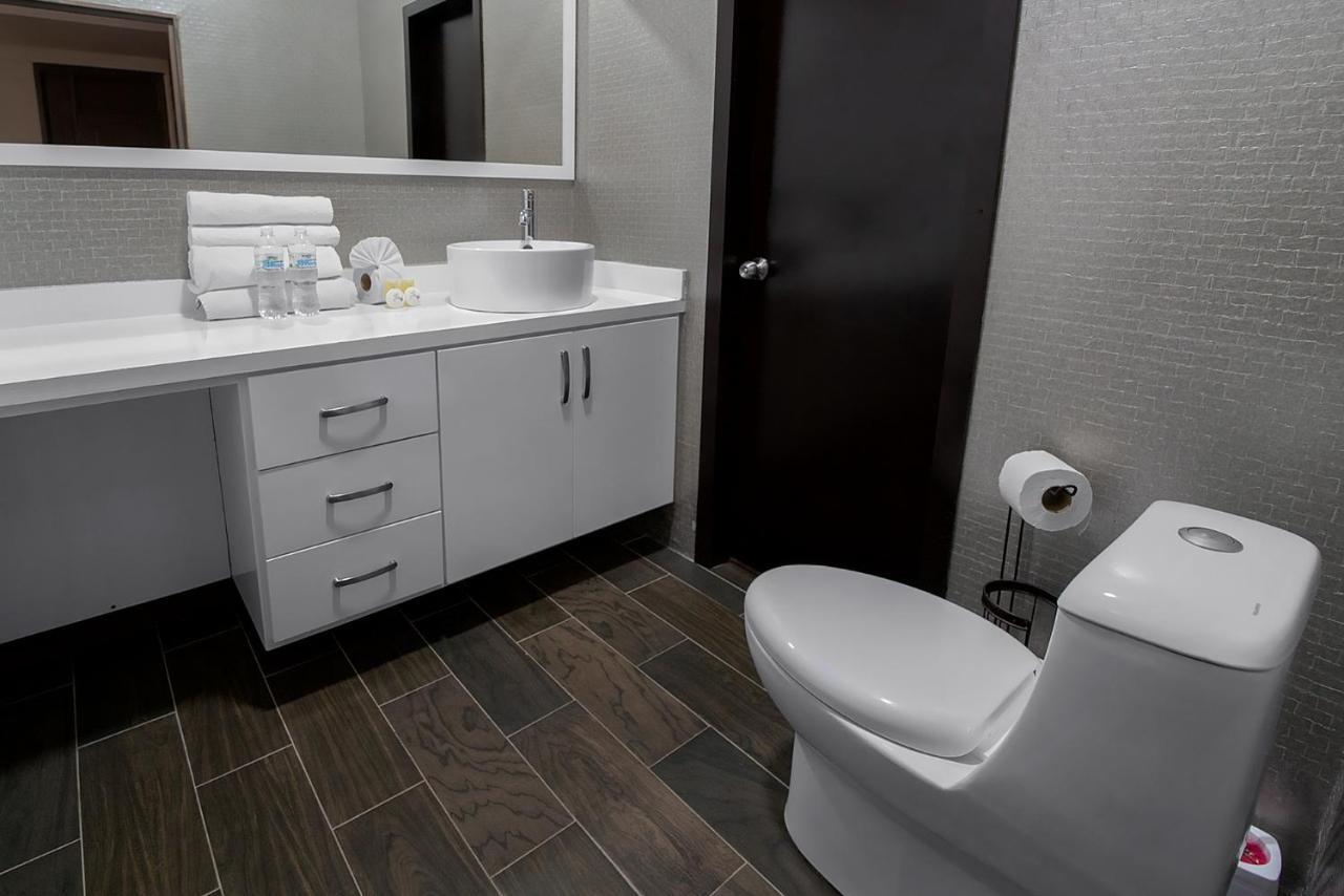 Stay Inn Hotels Reynosa Bagian luar foto